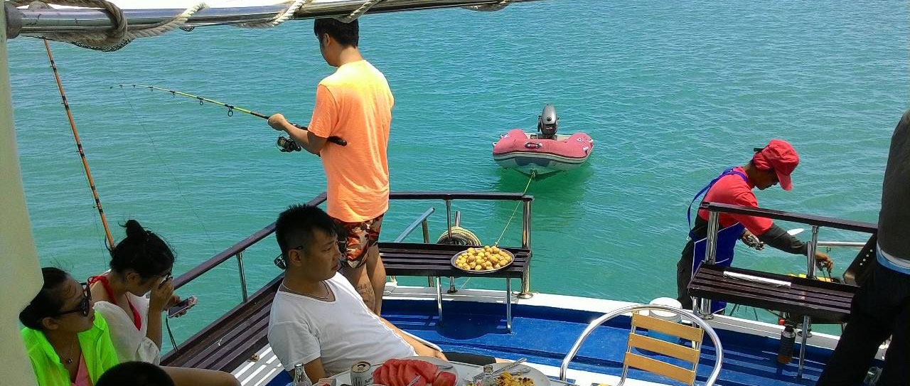 Junk Boat Chonticha junk-boat-chonticha