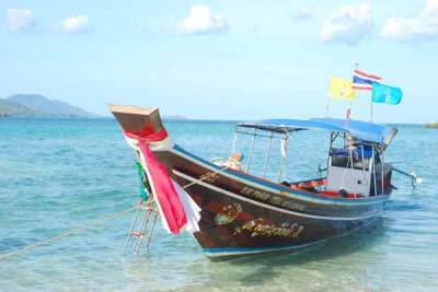 Croisière privée vers Koh Tan, l'île aux Cochons, les Cinq Îles et Koh Rap en bateau à longue queue ou en hors-bord monomoteur.